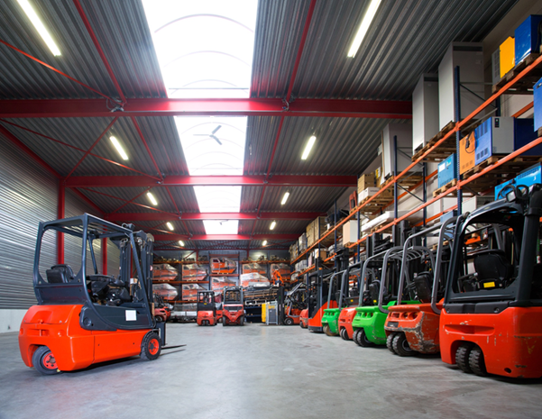 Enhancing Operational Throughput with Specialist Reach Truck Technology